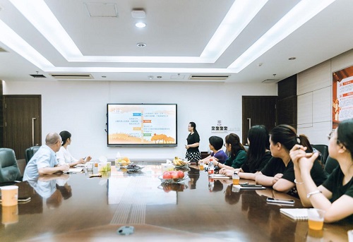 退休不褪色，初心永不变 ——创业中心工会举办首场员工退休座谈会